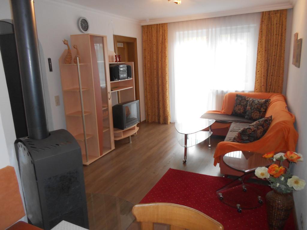 Ferienwohnung Fred 홀레르스바흐 임 핀츠가우 객실 사진